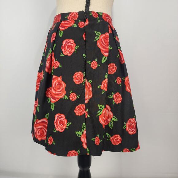 Forever 21 Red Rose Skirt with Tulle Size 31 - Picture 2 of 8